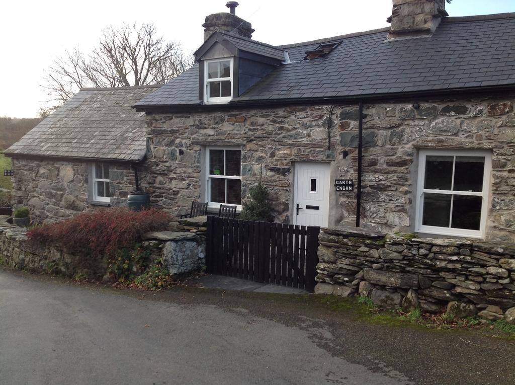 Garth Engan Private Self Contained B&B With Garden Area Llanbedr  Room photo